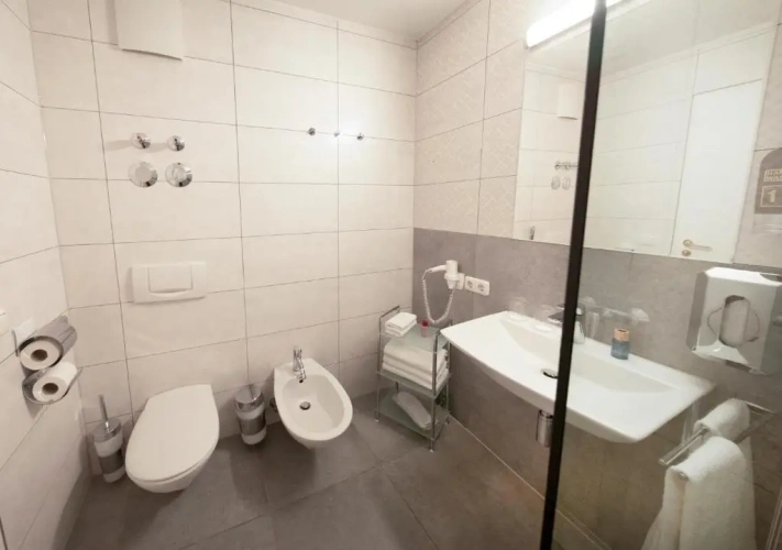 Double Suite