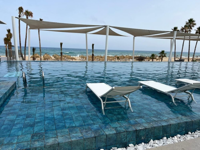 One Resort Premium