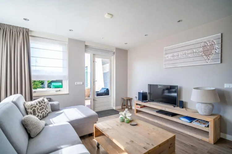 Sea View Apartment