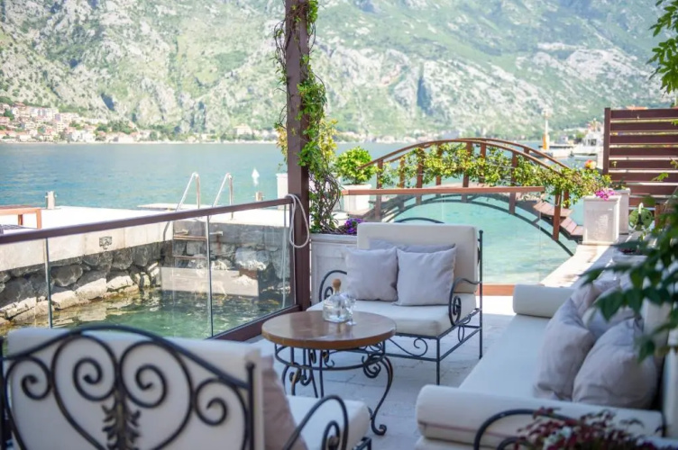 Seaside House Kotor