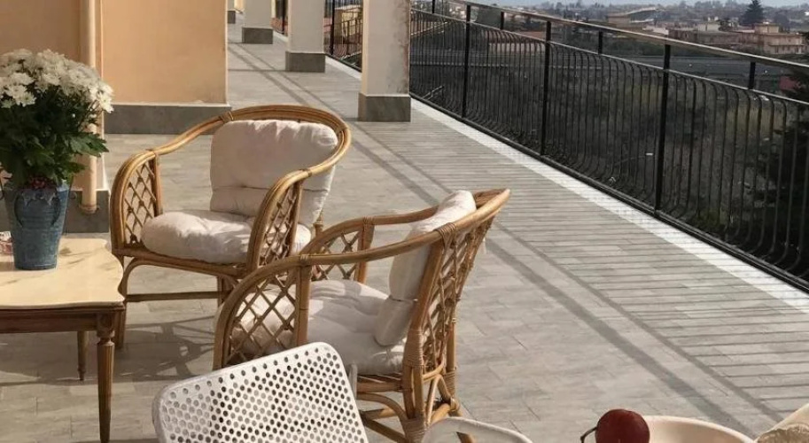 Kambal Penthouse