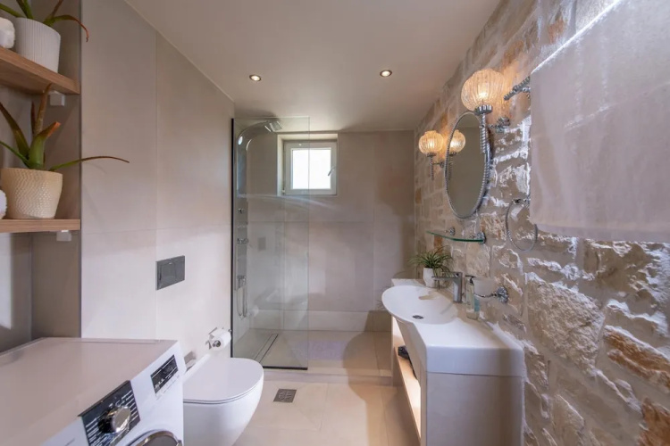 Villa Niragia With Magnificent View
