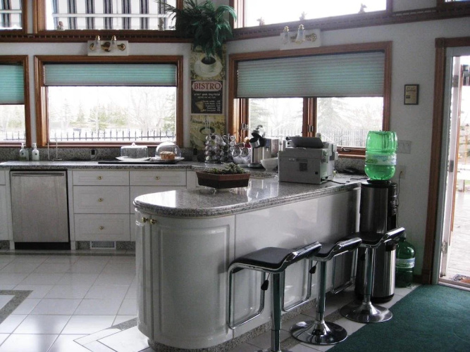 Rolling Hills Country Resort Bed and Breakfast