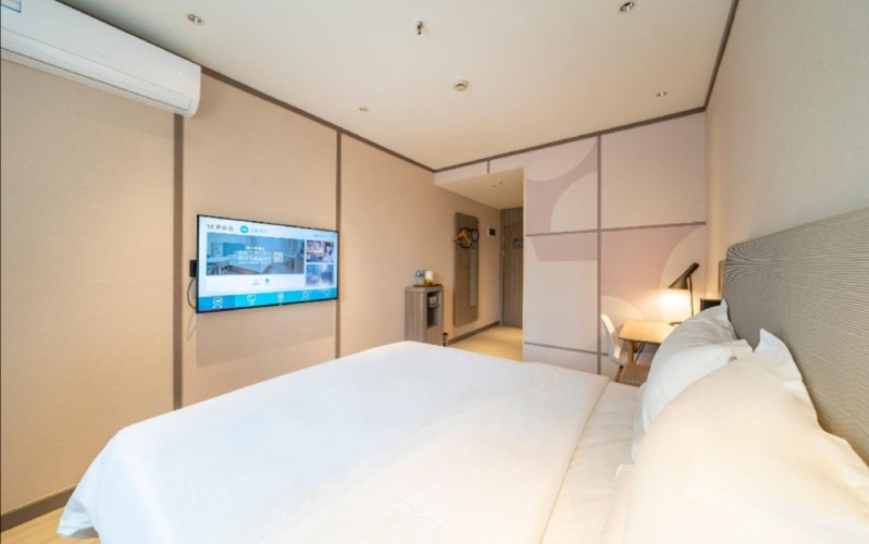 Superior Double room with street view