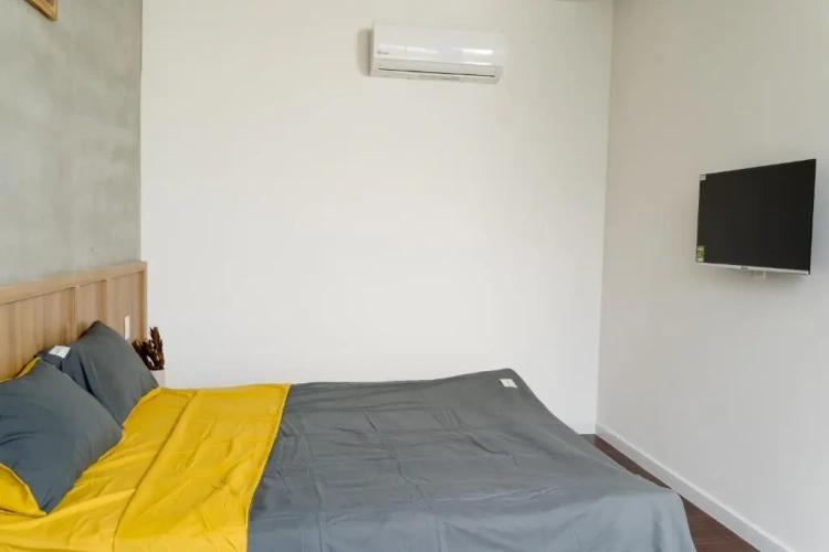 2 Bedrooms Apartment