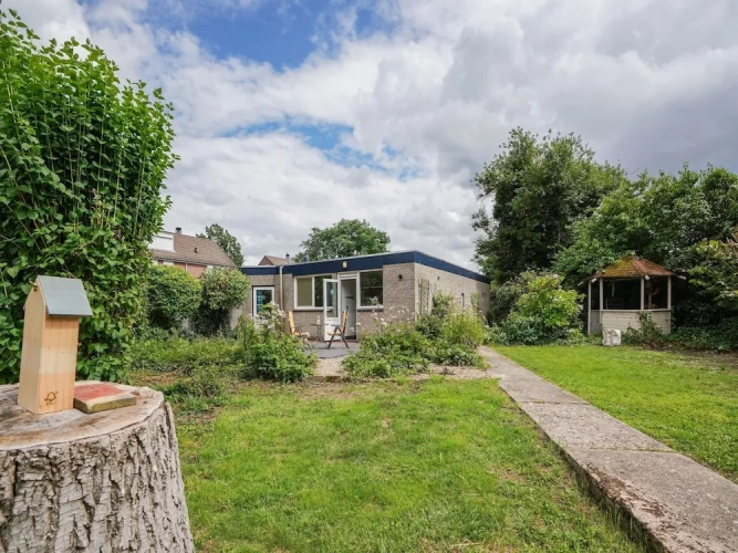 Bungalow