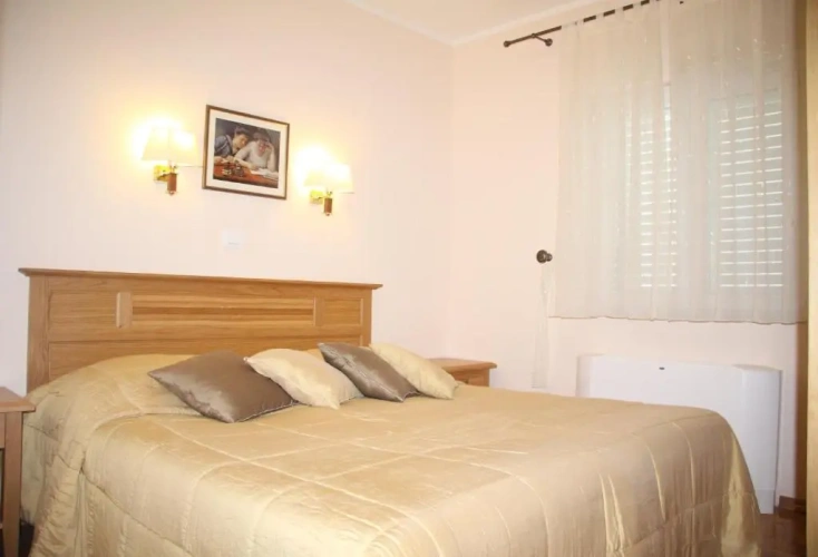 2 Bedrooms Apartment with balcony and with sea view