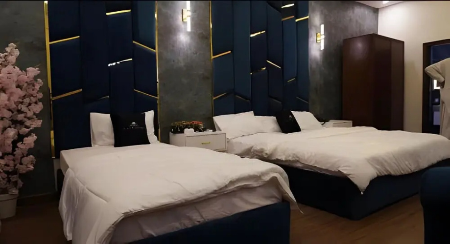 Elite Elegance Inn