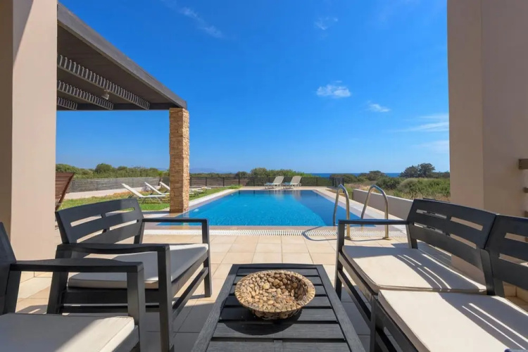 Villa Blue Wave Tria