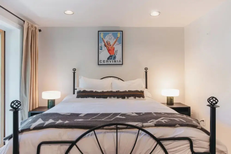Chillside Chalet: Modern West Vail Townhouse!