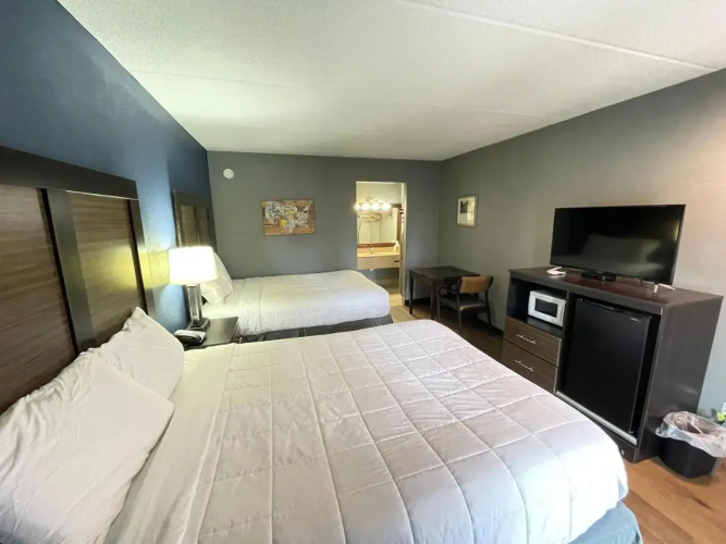 Ramada Limited Forest City