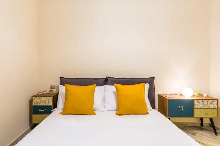 Design Flat in the City Center by Wonderful Italy