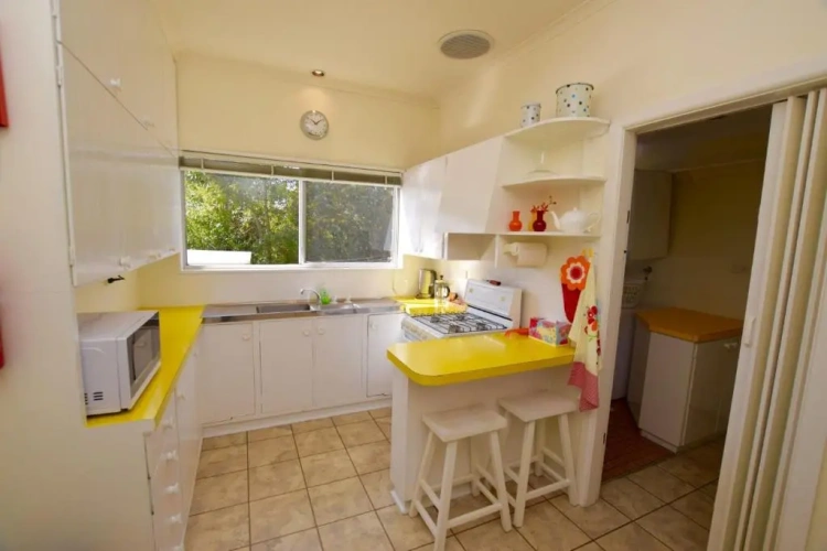 2 Bedrooms Cottage