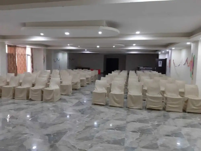 Snow Touch Resort By Sriniwasa Hotels