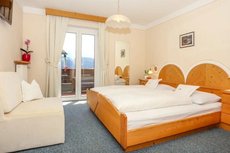 Standard Double room with balcony