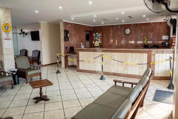 Hotel Almanara