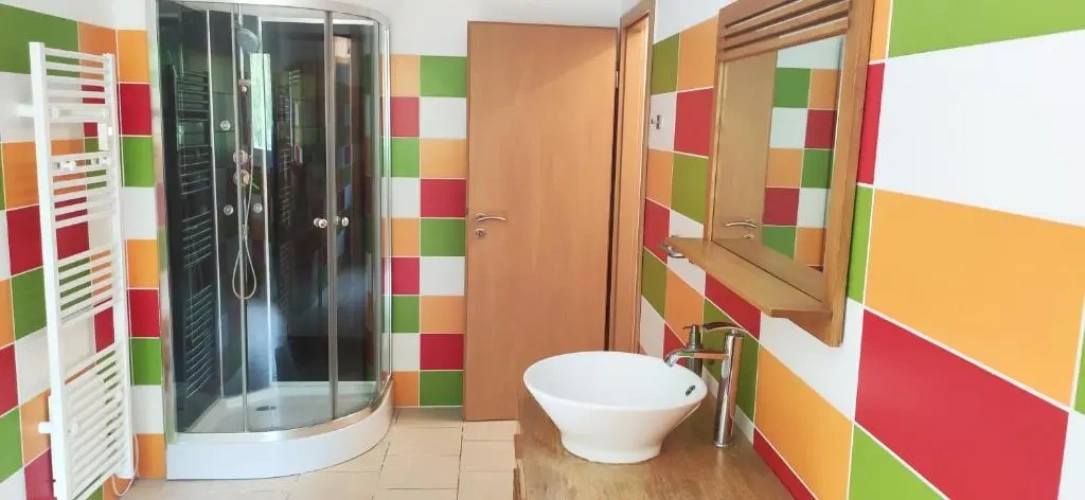 2 Bedrooms Cottage