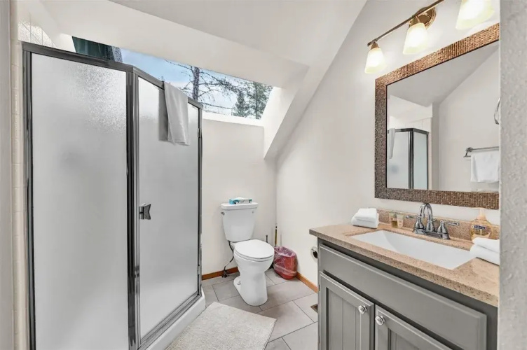 Otter 8 3 Bedroom Home