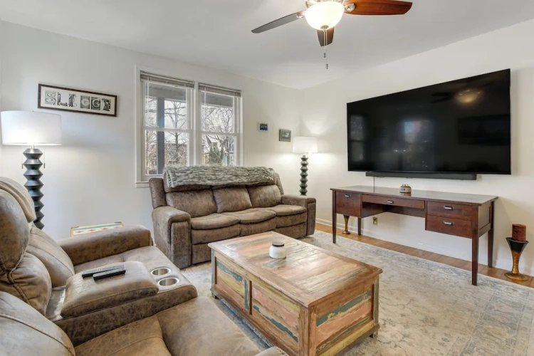 3 Bedrooms Apartment