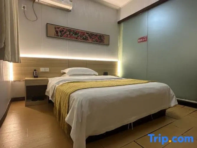 Standard Sextuple room