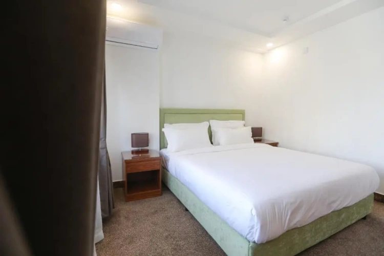 1 Bedroom Suite