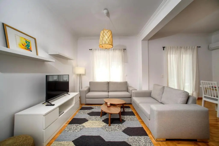 Acropolis area family friendly 2bdr apartment