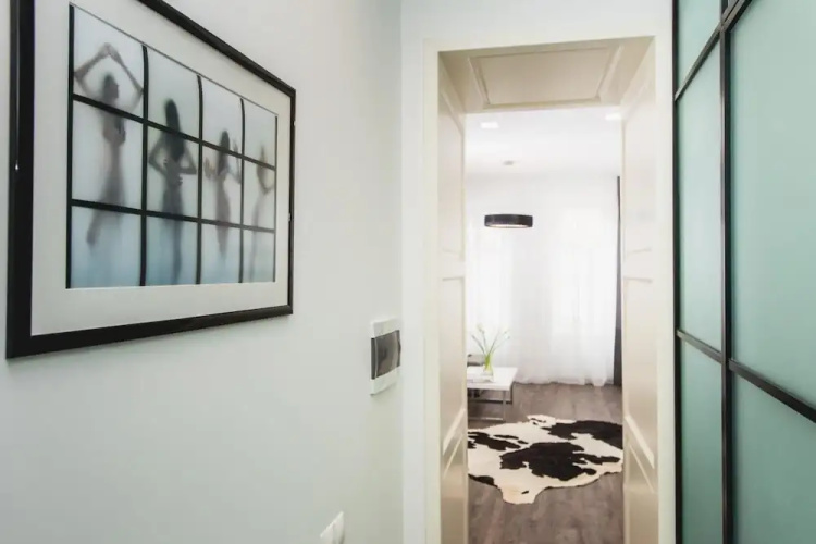 Apartment Horodotska 4