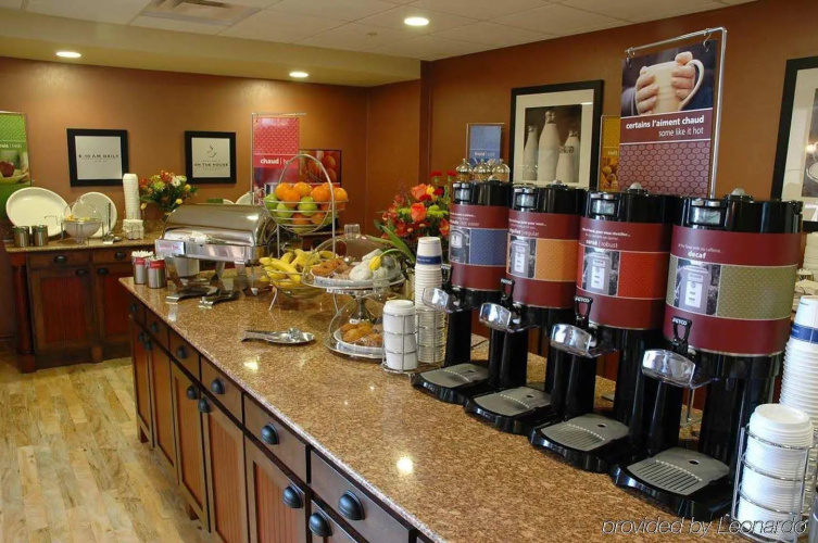 Hampton Inn & Suites by Hilton Moncton photo 13