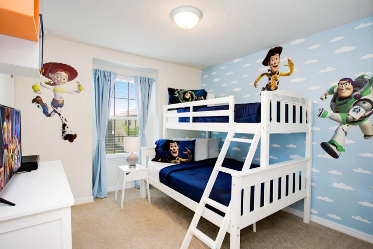 5 Bdrm 5 Bathrm Home at Solterra