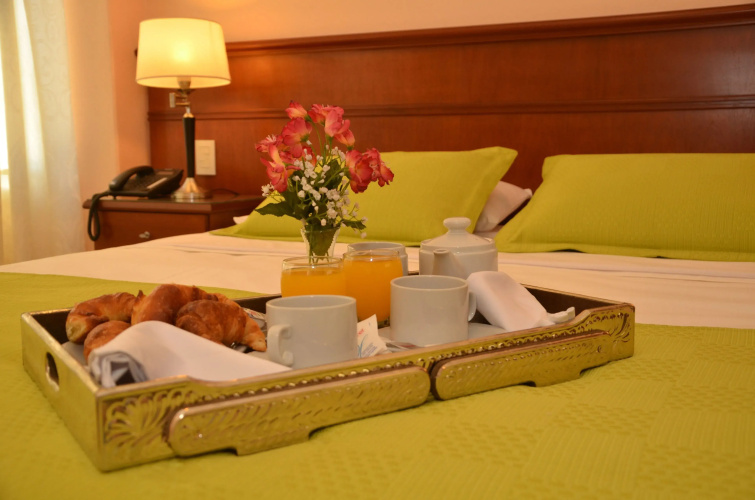 RealNoa Hotel