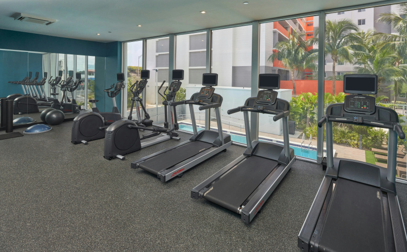DoubleTree by Hilton Miami North I-95 photo 20