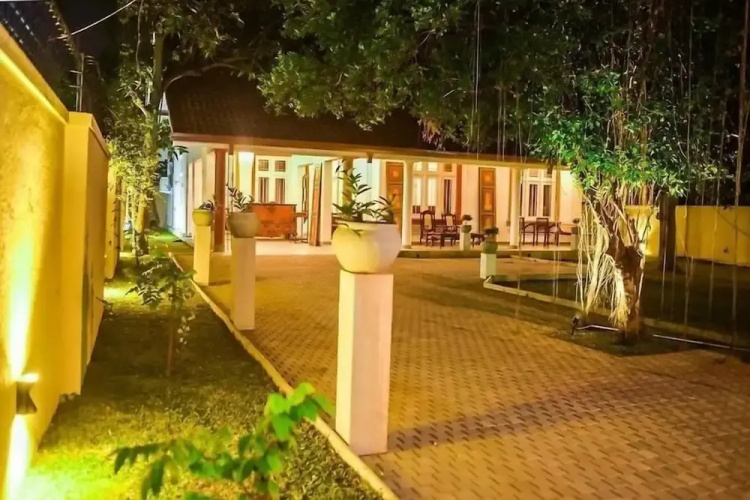 Ace Boutique Airport