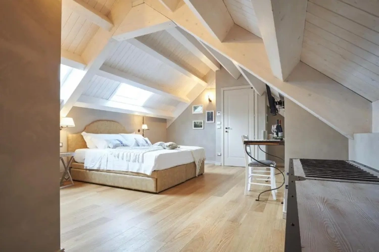 Deluxe Quadruple room