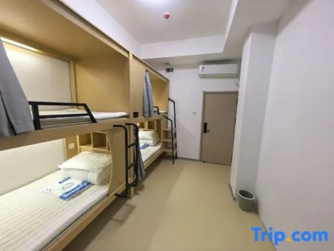 Bed in Dorm (female dorm)