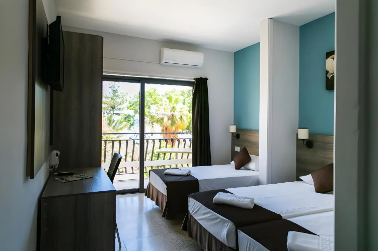 Beach Garden Hotel