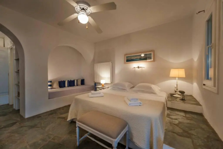 Pure White Villa - Paros