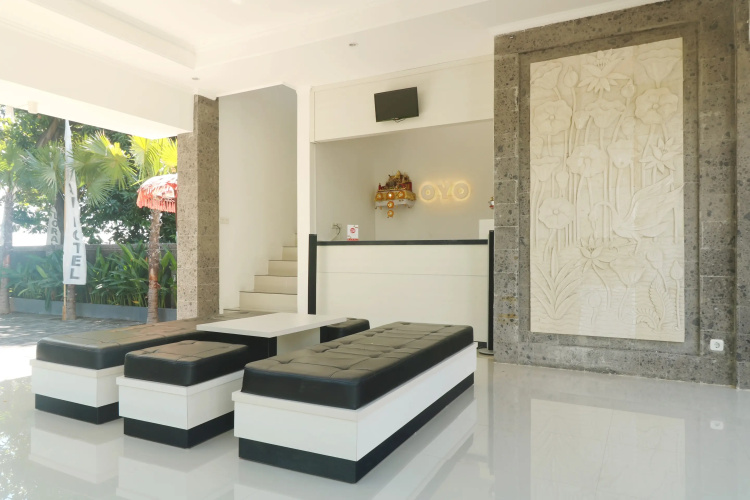 OYO 1051 De Loran Hotel