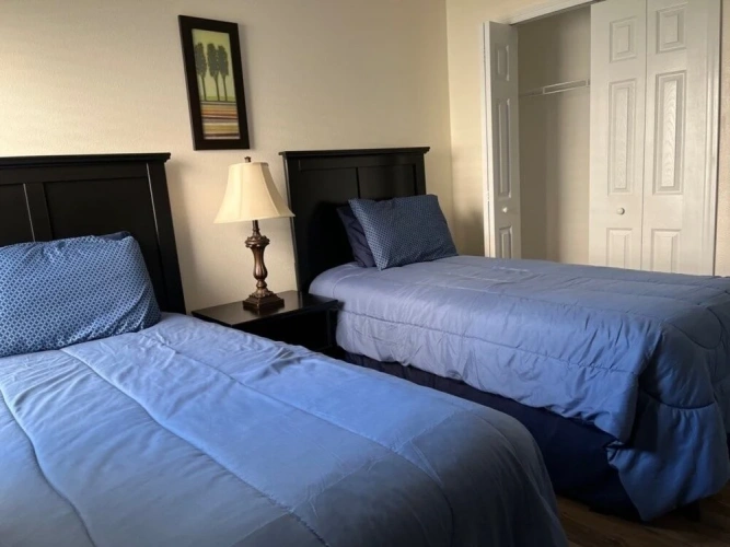 4 Bedrooms Cottage