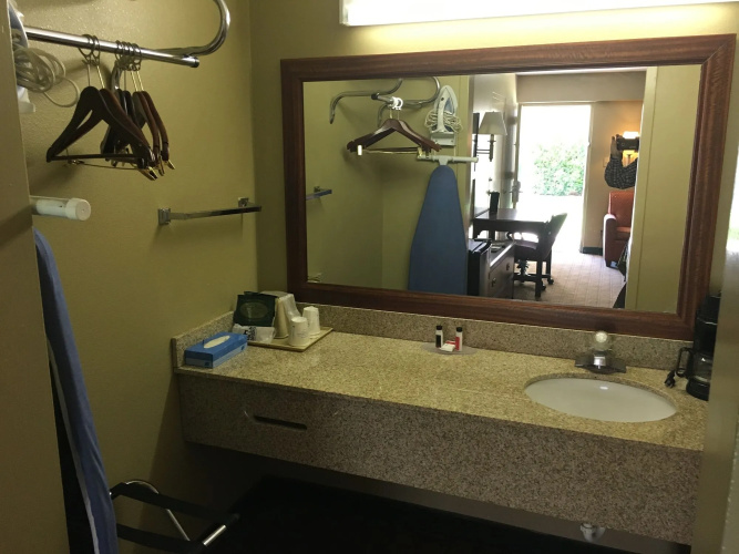 Super 8 by Wyndham Biloxi