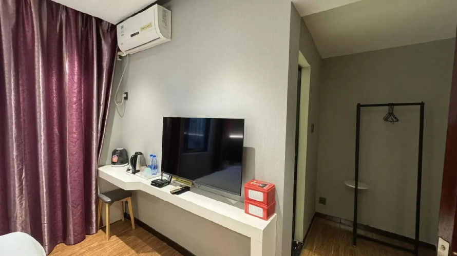 Dongjiang Hotel