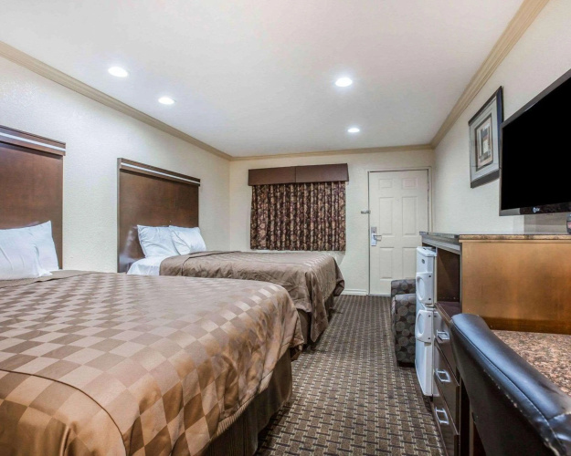Rodeway Inn National City San Diego South photo 8