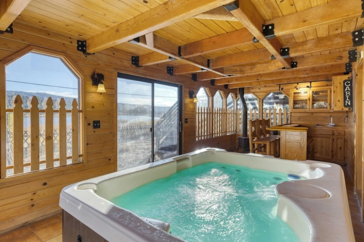 4 Bedrooms Cottage