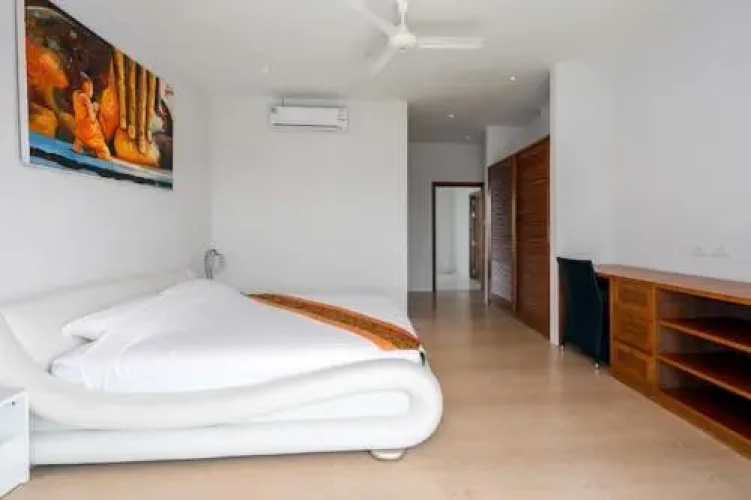 7 Bed Luxury Seaview Villas 5 mins beach