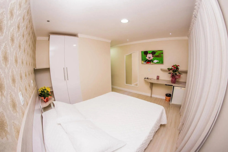 Hotel Rouxinol