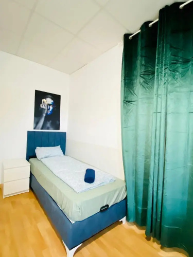 Spacious 2BR Apt For 9 Near Liesing