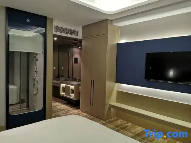 Deluxe Double Suite