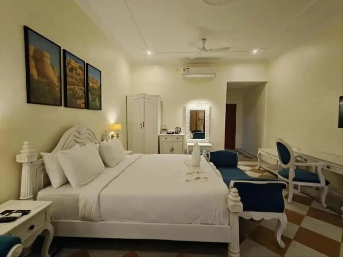 Deluxe Double room