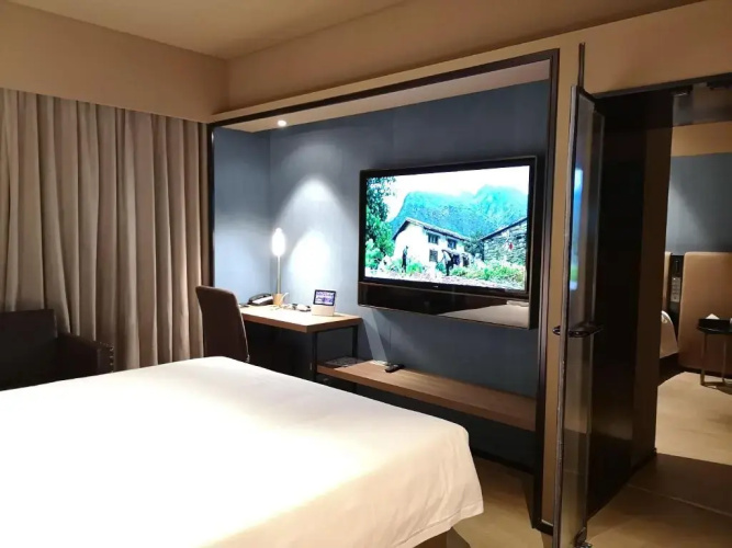 Orange Hotel Select Qingdao Wusi Square