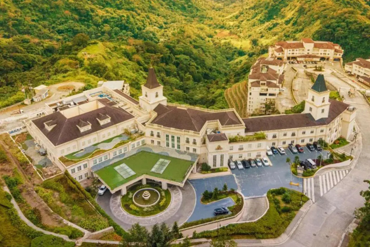 Scenic Tagaytay Getaway With Taal Views - Calaca