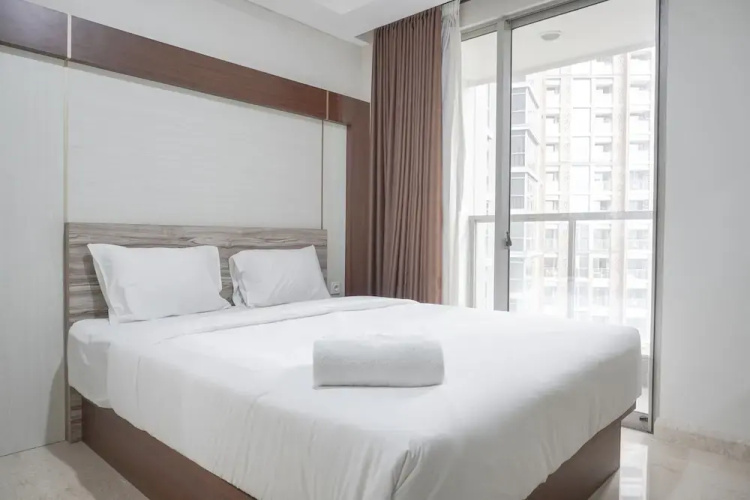 Fancy Designed Studio At Gold Coast Apartment